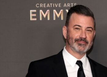 Jimmy Kimmel Jokes About Late-Evening’s Future & Internet hosting Oscars