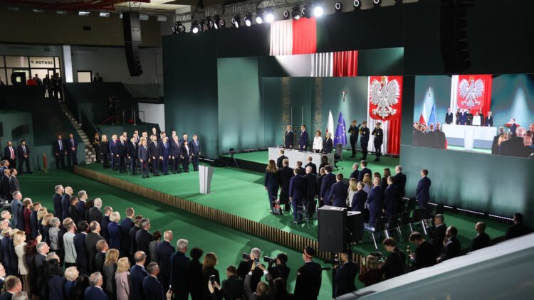Polish PM desires ‘strongest military’ — RT World Information